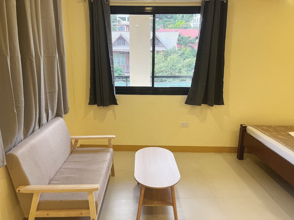 Zuric Pension Coron 31/54