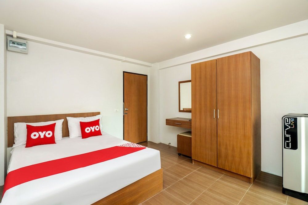 ECO Hostel 10/18