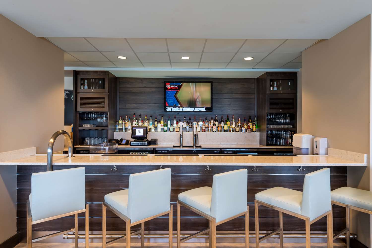 restaurant cafeteria