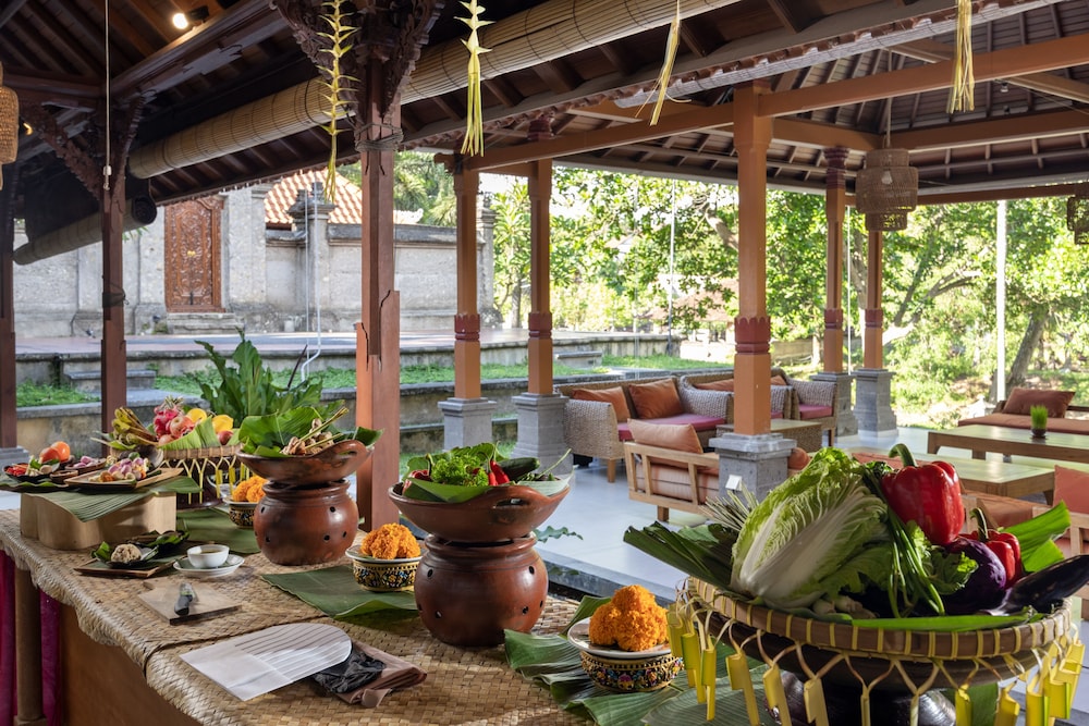 Santi Mandala Villa And Spa 122/140