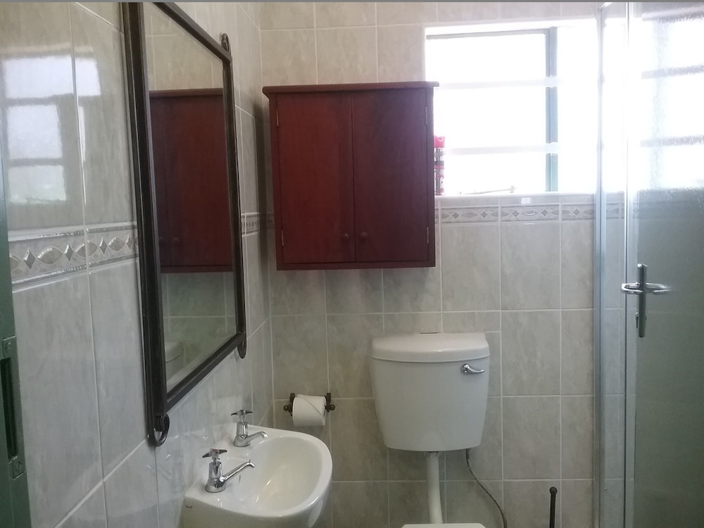 شقة بسريرين منفصلين بغرفة نوم واحدة، Masikiro Self-Catering Units 8/10
