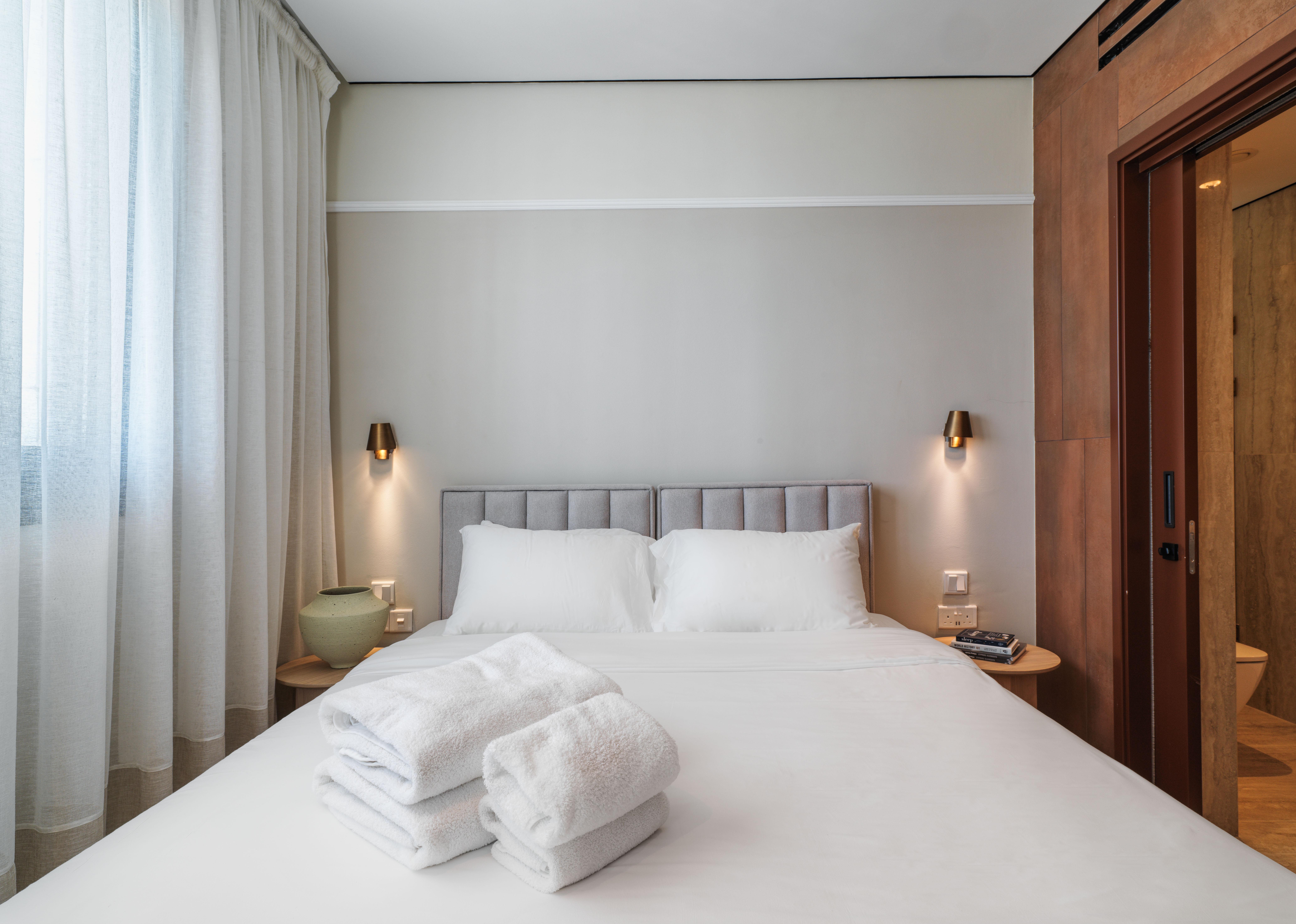 1 Bedroom, Suite, Sea Front, Balcony