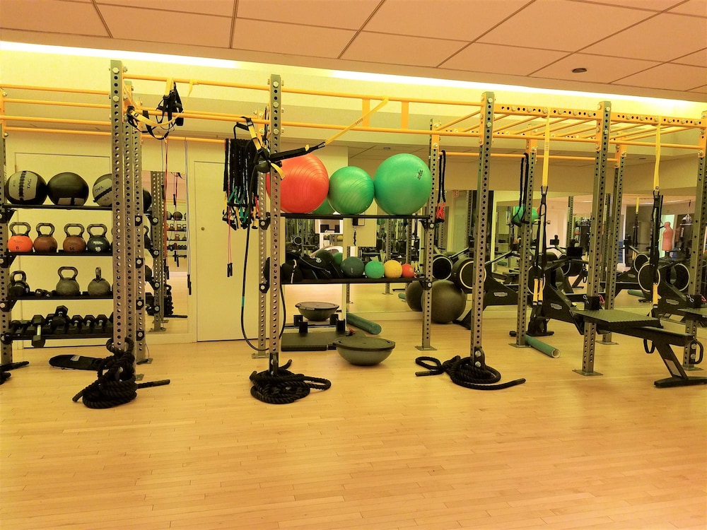 The Buckingham Athletic Club & Hotel 27/41
