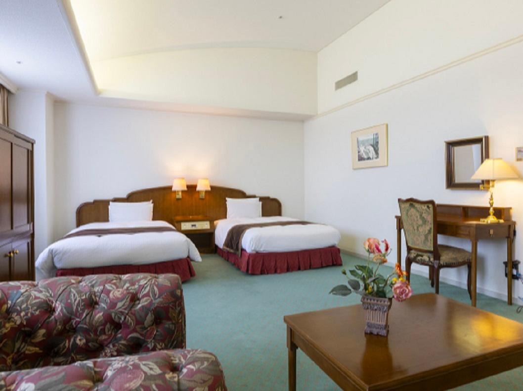 Semi Room, Suite, Twin Beds