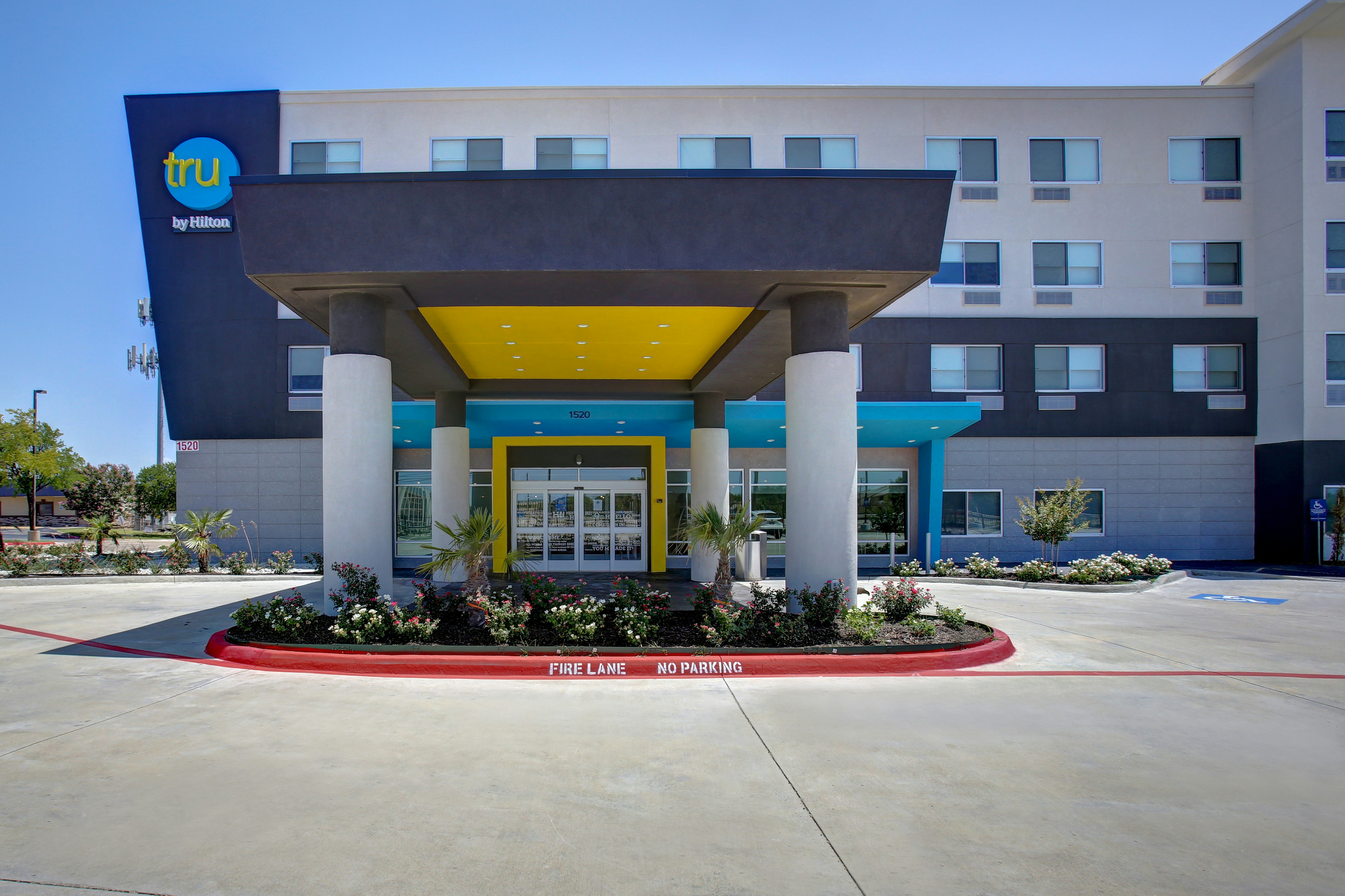 Tru By Hilton Grand Prairie 2/18