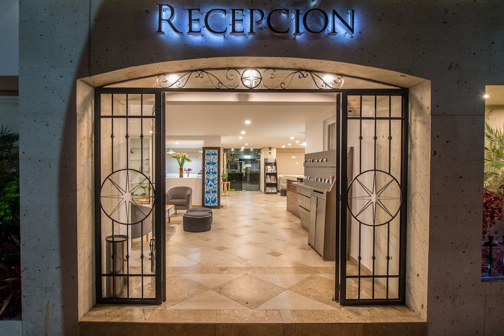 Quinta Rivera 5/64