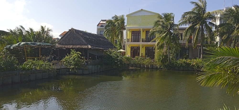Ferry Homestay 42/50