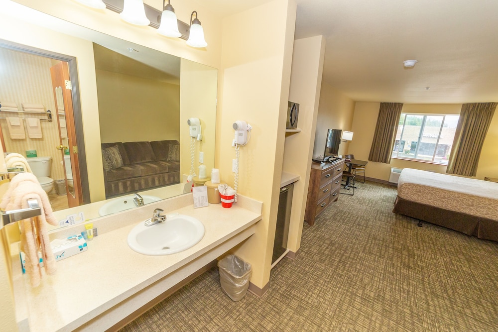 Clatskanie River Inn 49/49
