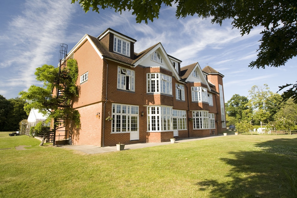 Grovefield House Hotel 5/57