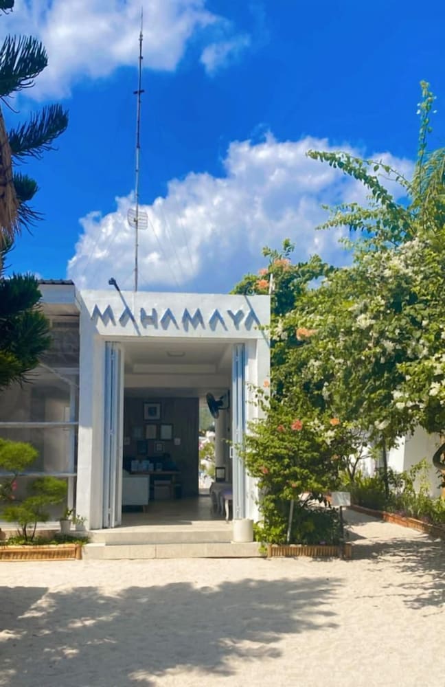 MAHAMAYA Gili Meno 10/70
