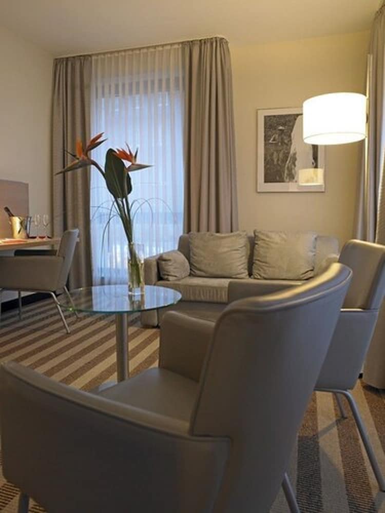 Mercure Hotel Aachen am Dom 38/66
