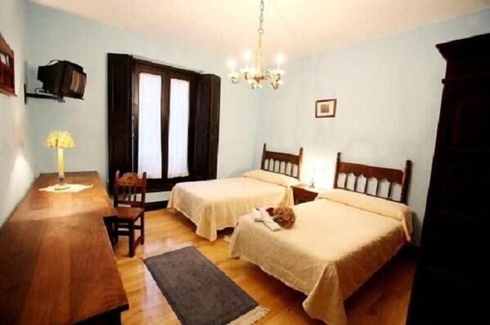 Hotel Casa De Indianos Don Tomas 6/29
