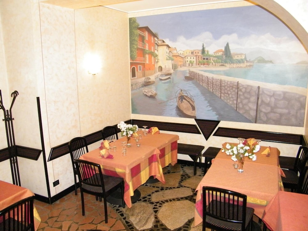 Hotel Montecodeno 17/26