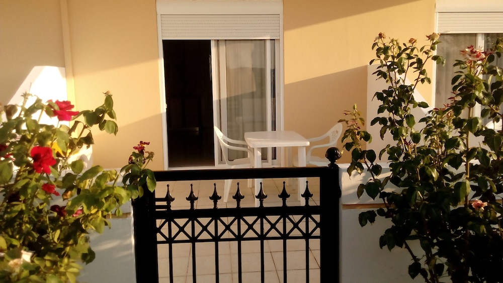 Nephele Apartments 9/50