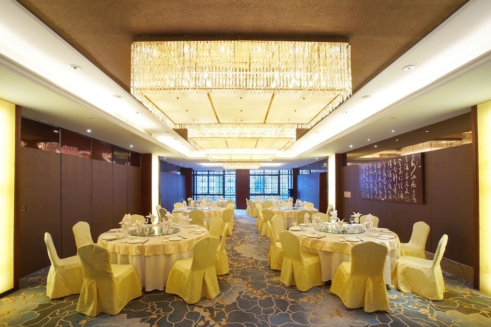 Xiamen Airlines Lakeside Hotel 34/50