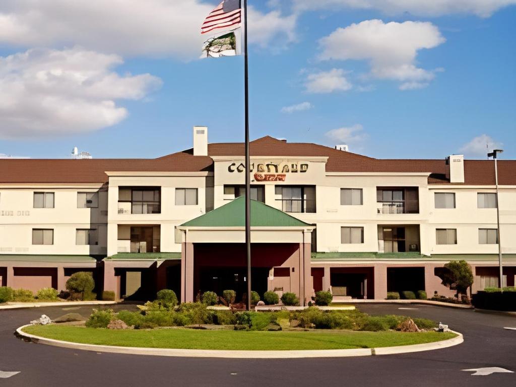 Country Inn & Suites by Radisson, Columbus-Edinburgh in COLUMBUS - IN