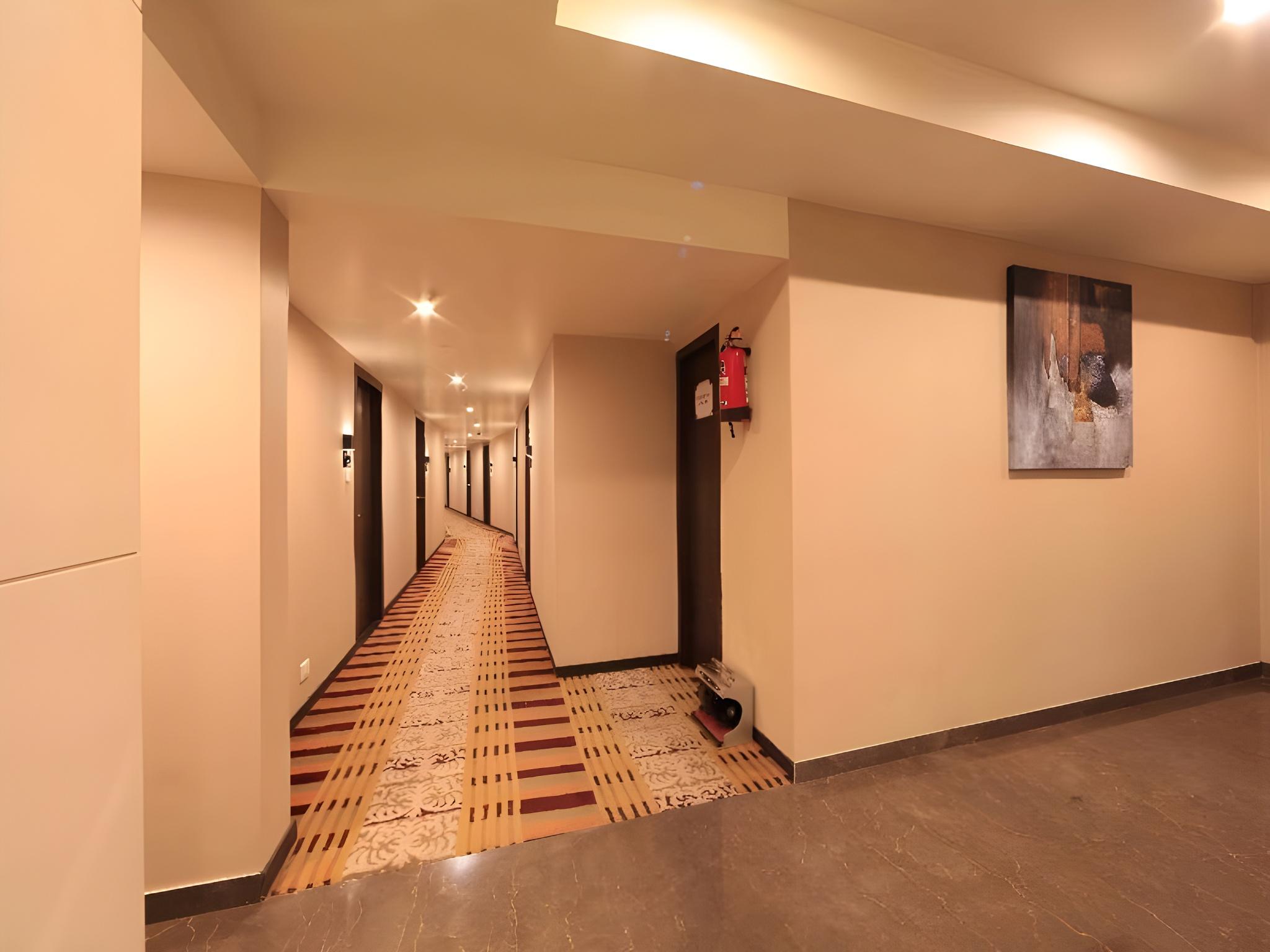 HOTEL REGALIA 18/33