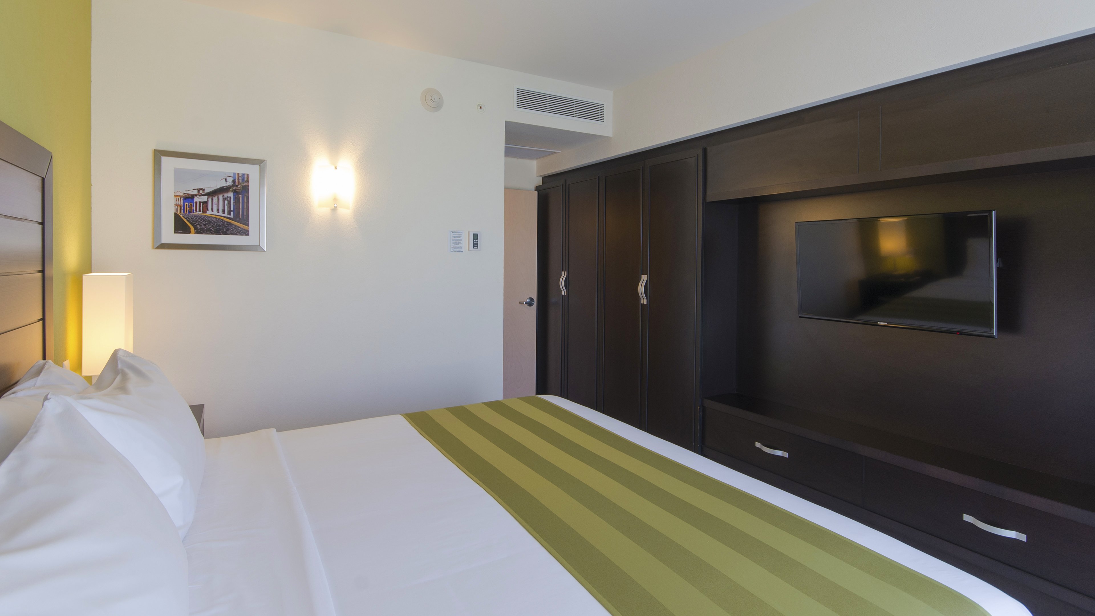 Holiday Inn Express Xalapa 12/50