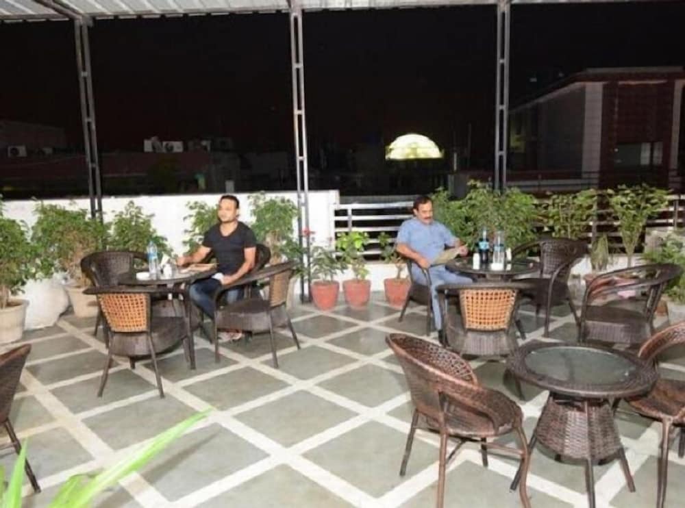 Hotel Cabana Pahar Ganj 6/46