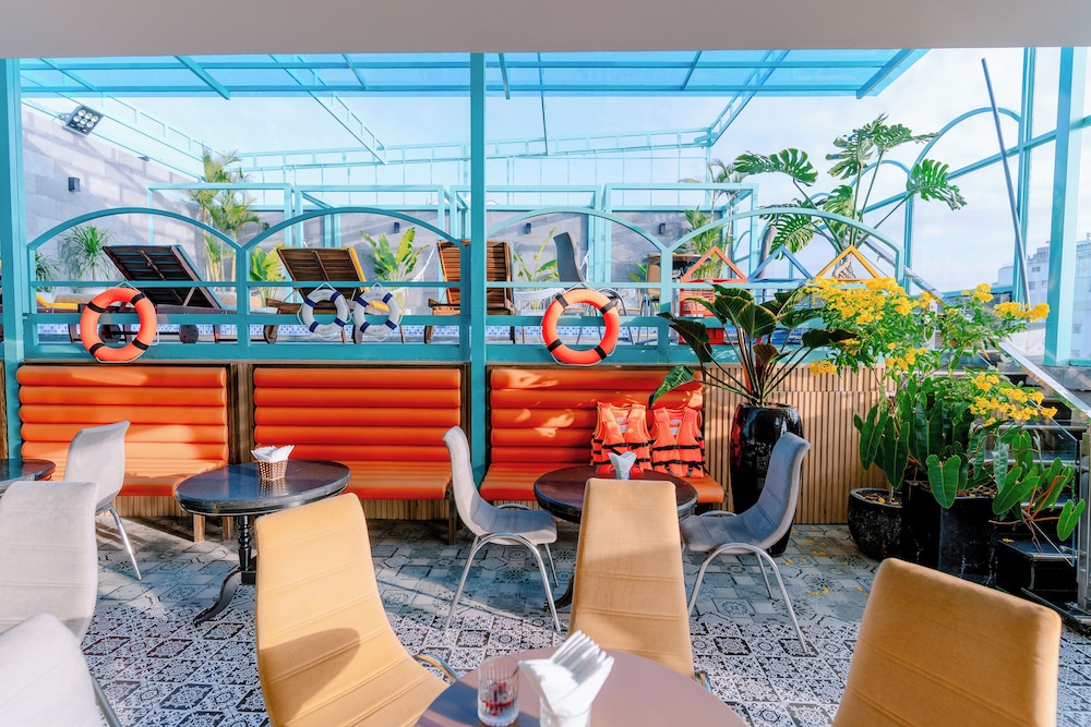 Dahlialand Saigon Hotel 34/42