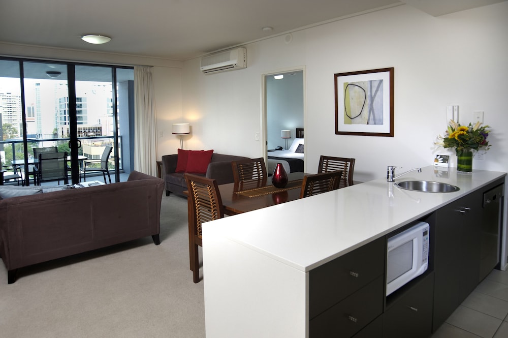 SKD Suites 23/31
