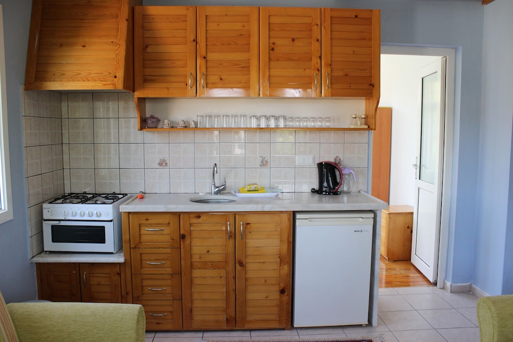 Adilan Villas and Apartments 5/50