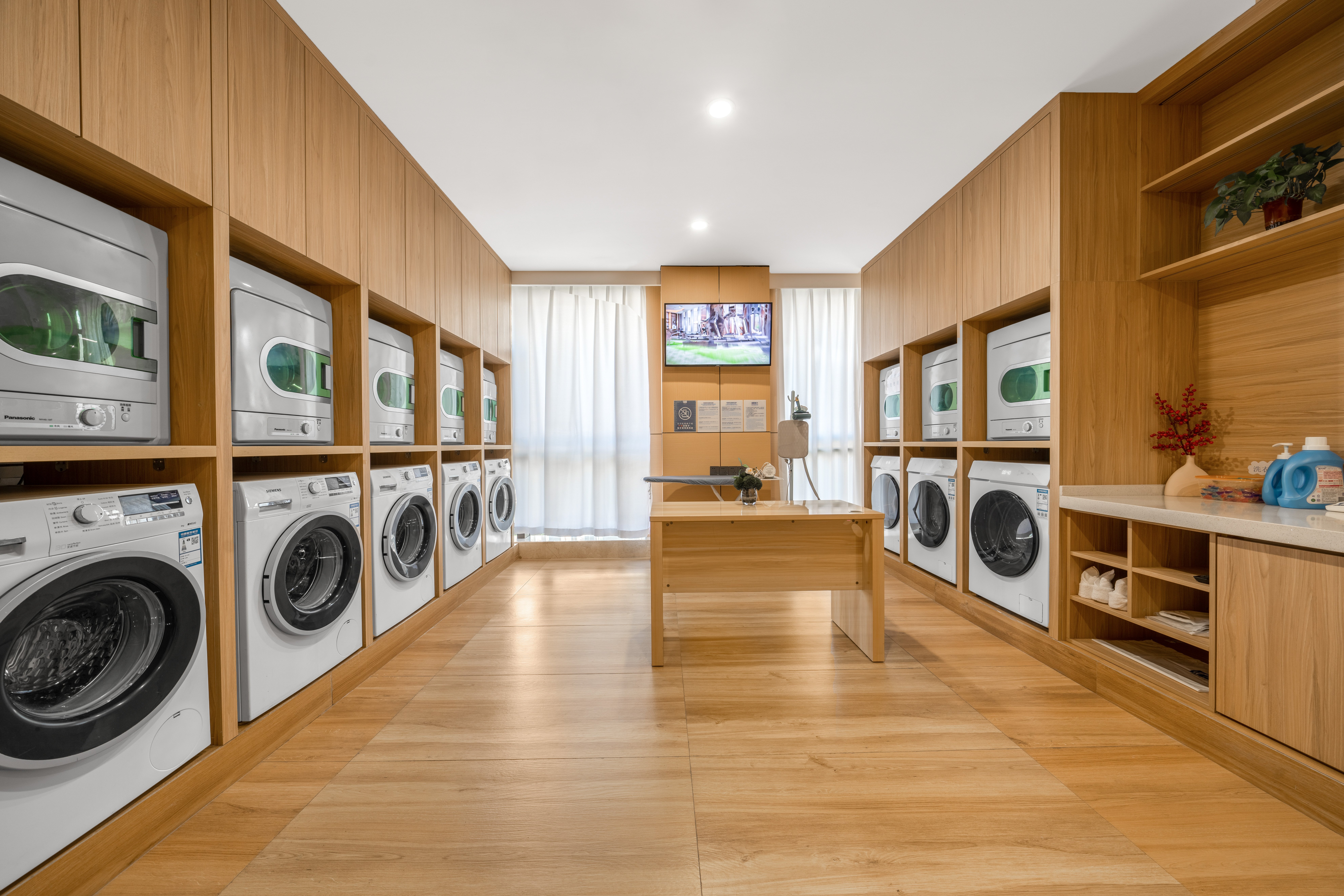 Holiday Inn Express Chongqing Guanyinqiao 17/32