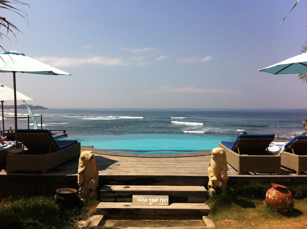 Dream Beach Huts 46/49