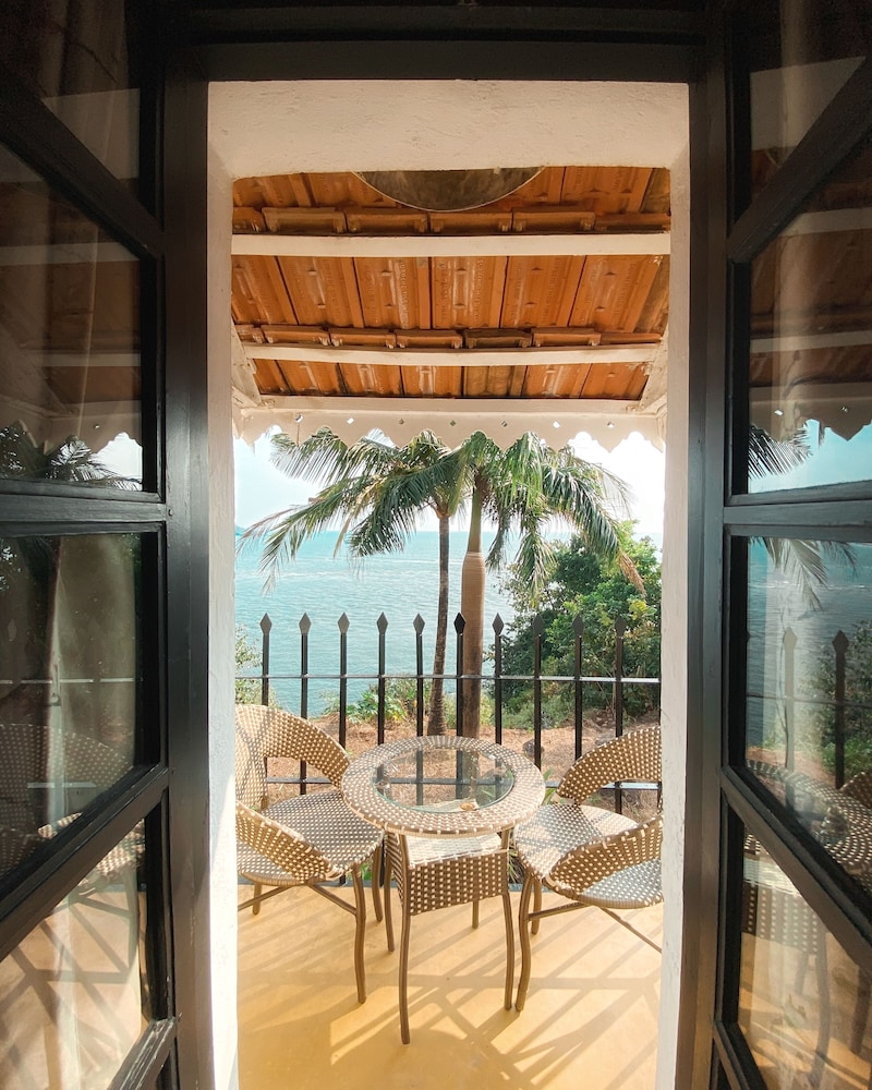 Fort Tiracol Heritage Hotel 23/50