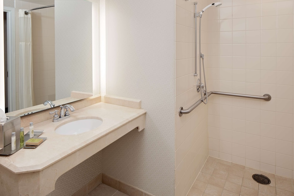 Doubletree By Hilton Hotel Irvine Spectrum 15/59