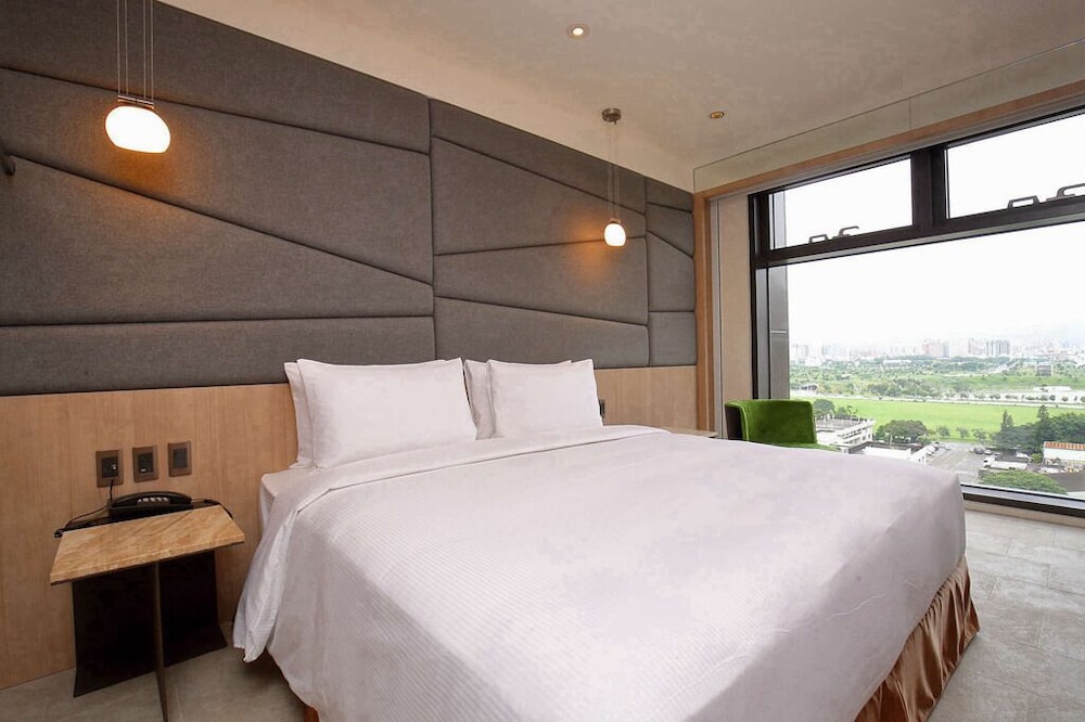 Kloud Hotel 34/63