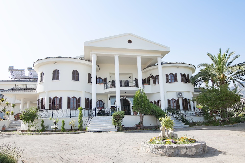 Meryems Hotel 3/41