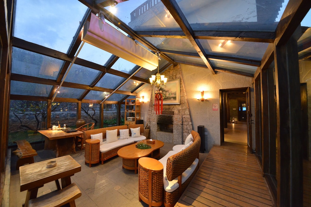 Lijiang Shuhe Youyiju Private Club 30/50