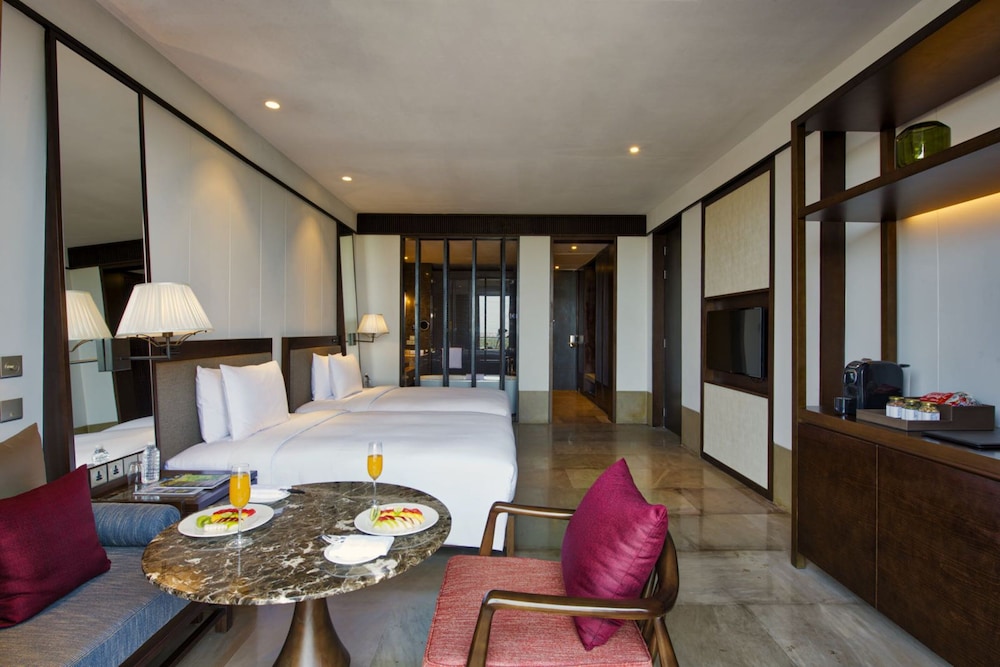 Hilton Goa Resort 37/43