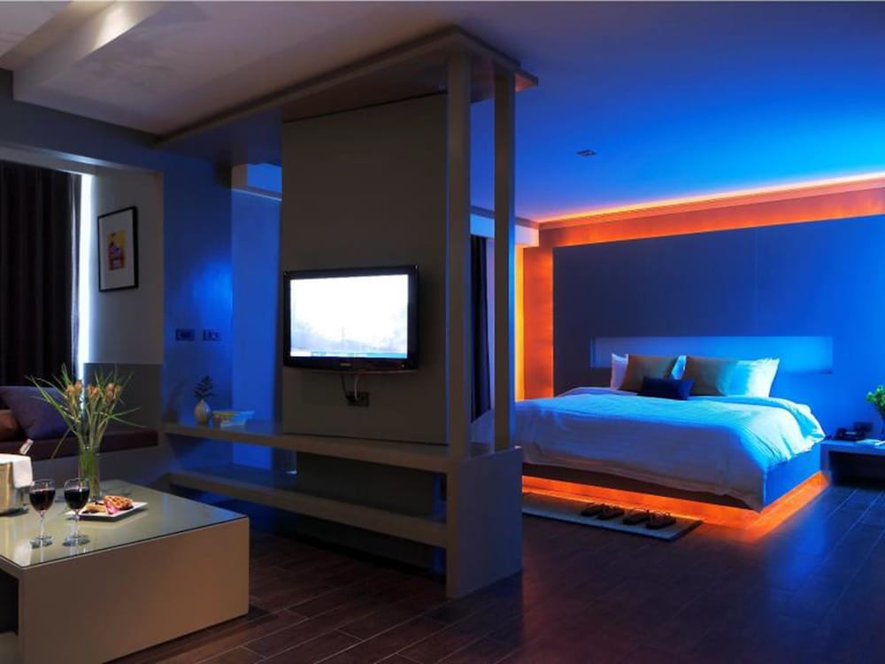 Bangkok Inter Place Hotel 16/72