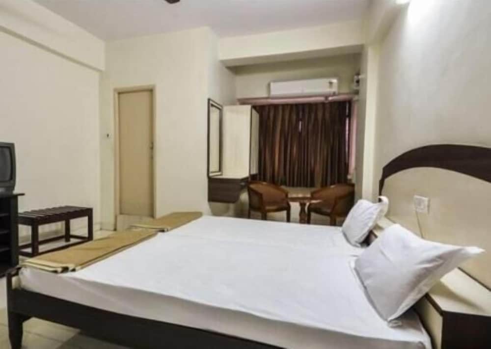Hotel Maya Deluxe 18/29