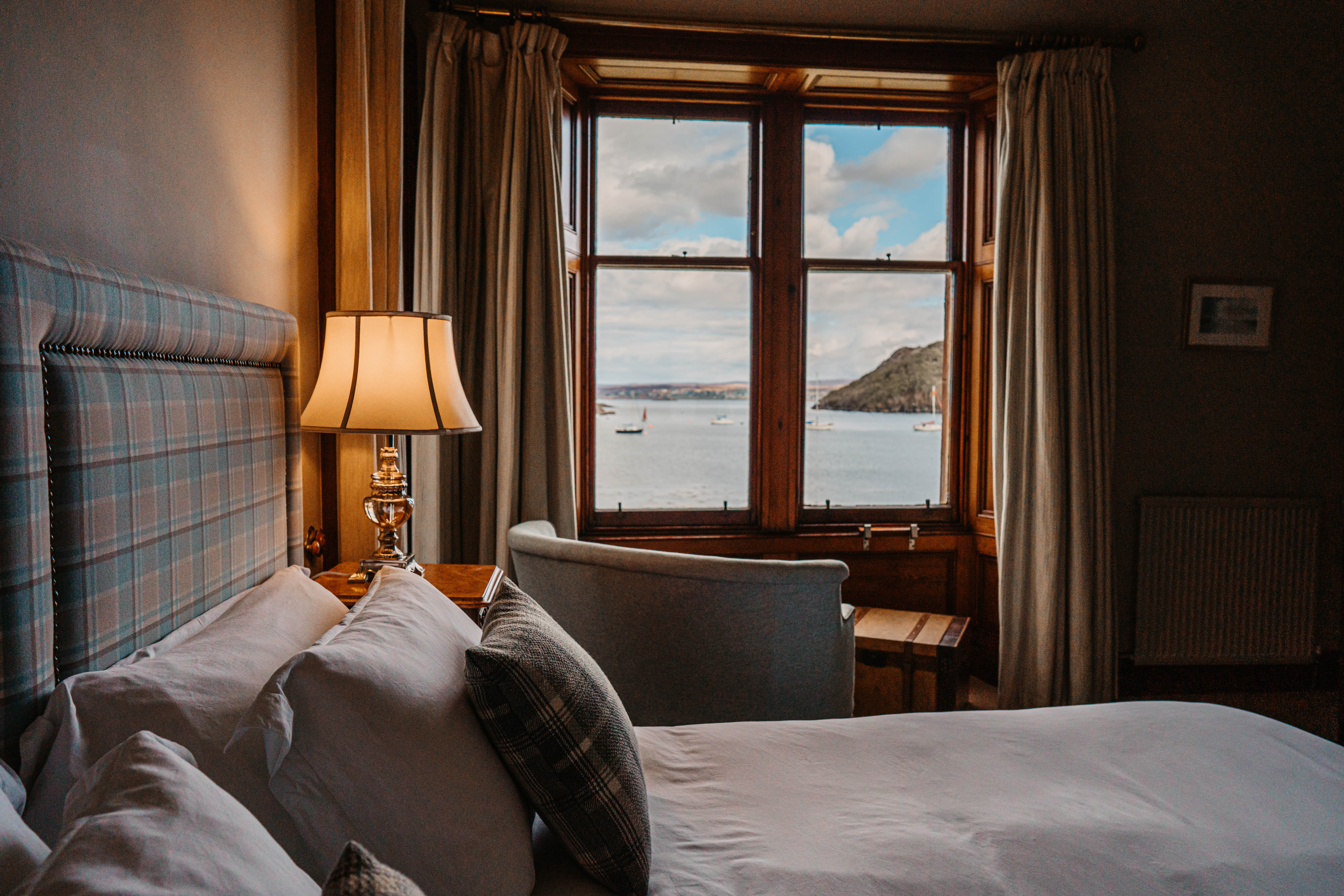 Superior, Loch View