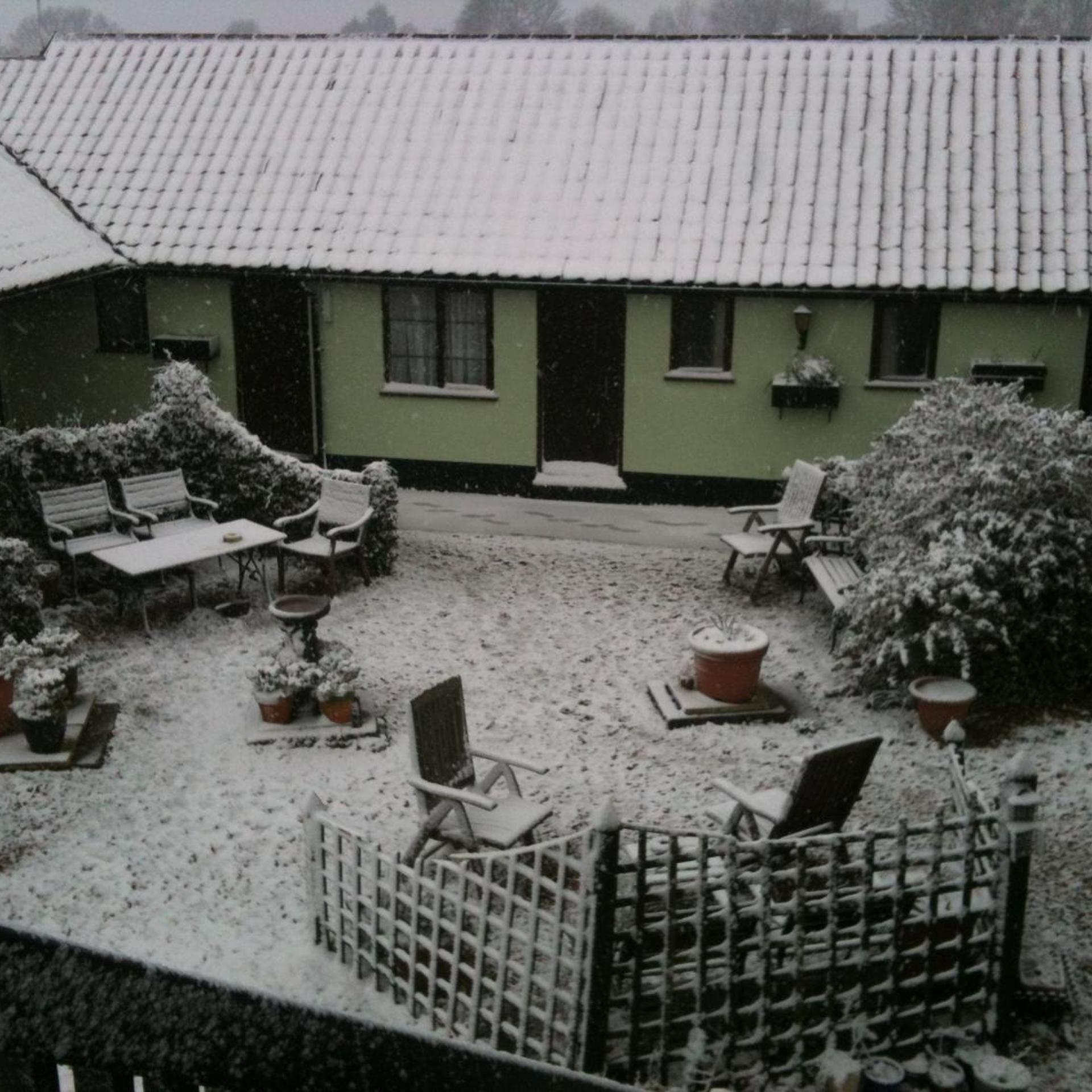 Six Bells 21/27