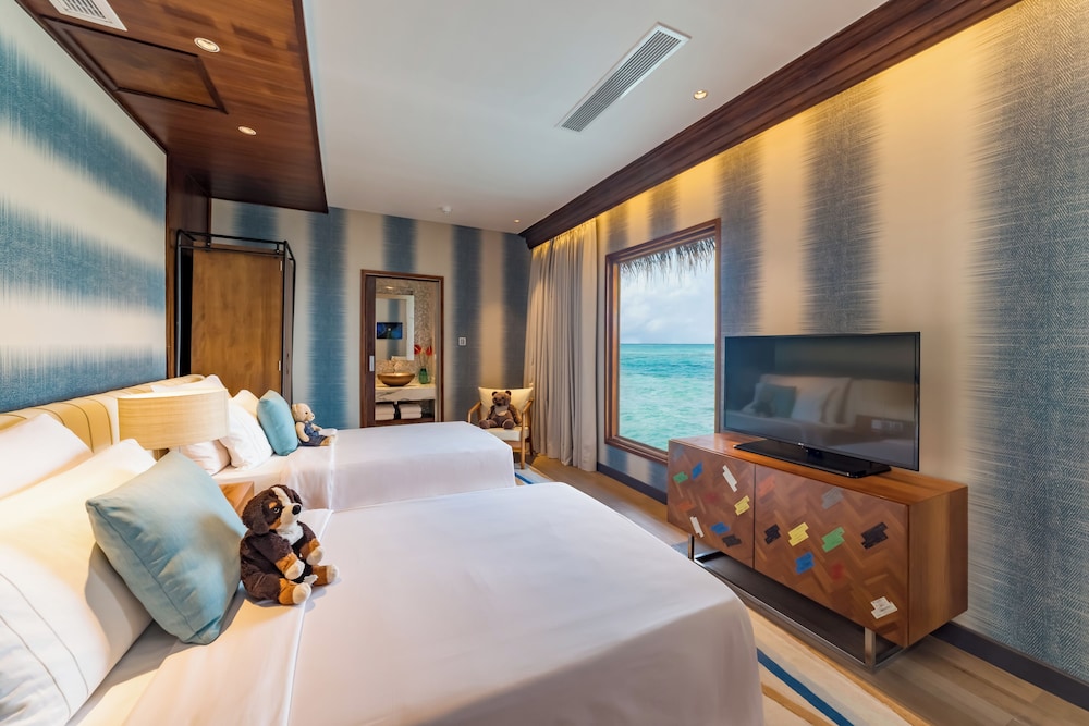 Ozen Life Maadhoo Resort 21/63