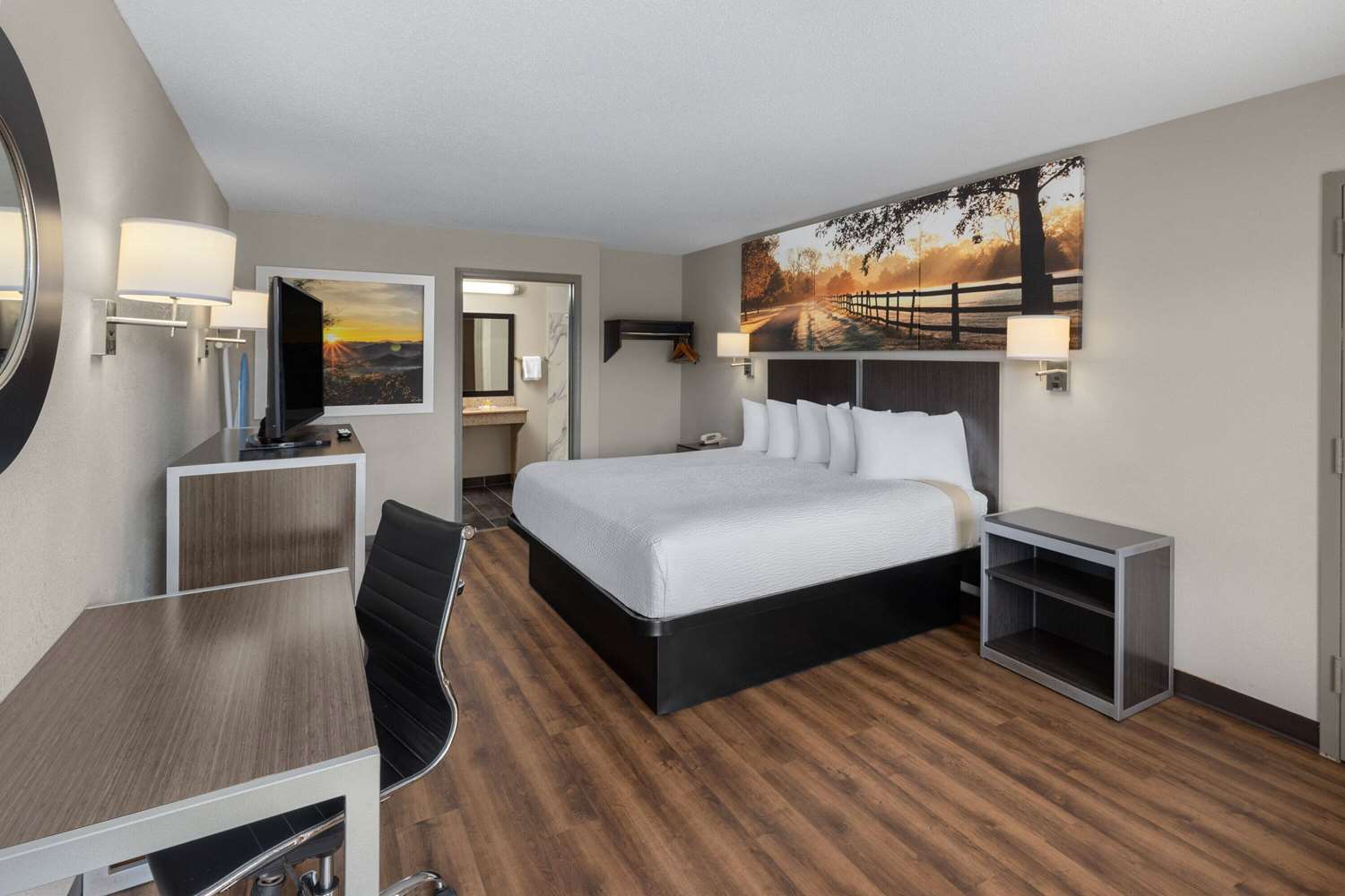 Days Inn by Wyndham Childersburg/Sylacauga 8/22