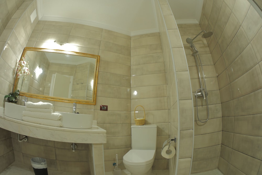 Piramides Resort 54/60