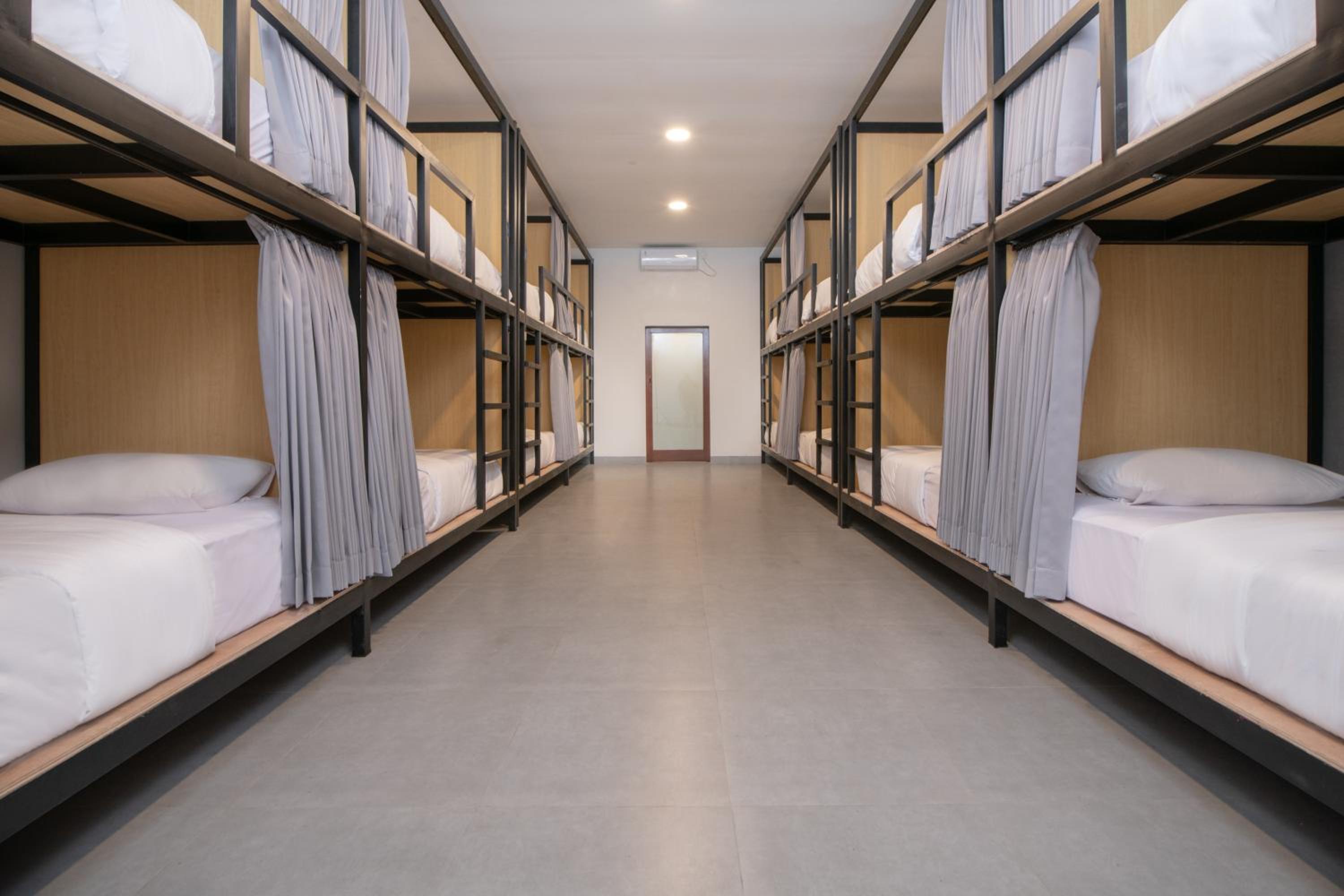 Mixed Dorm