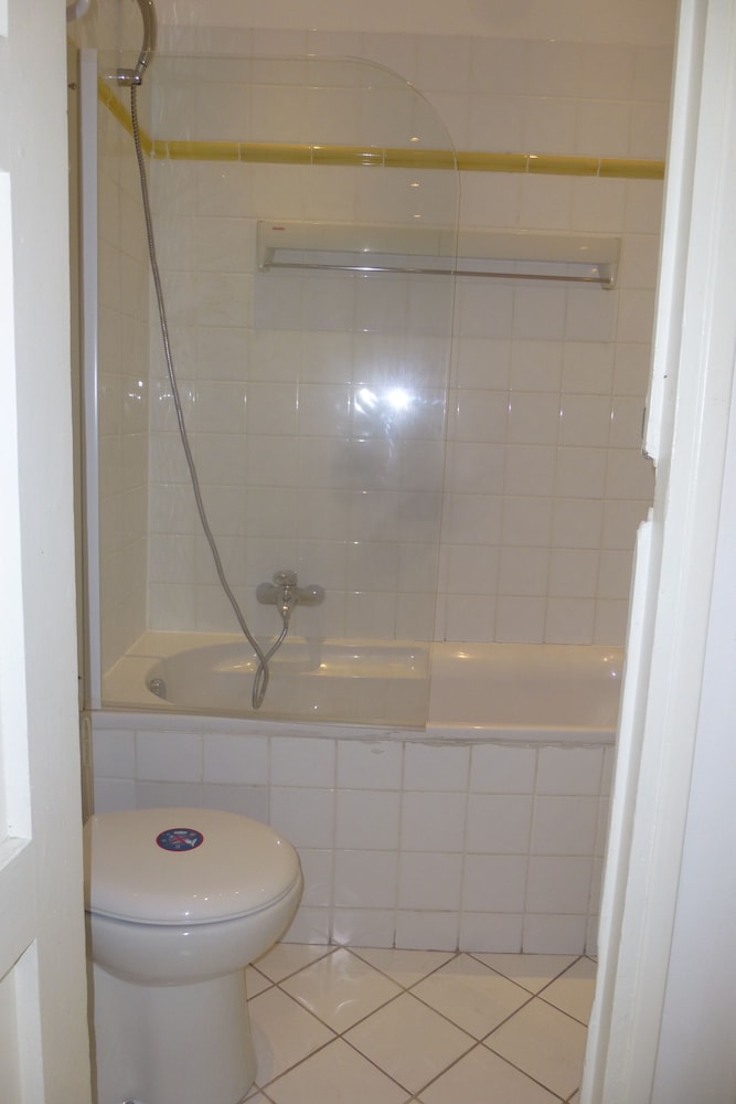 Marazur Apartments 44/50