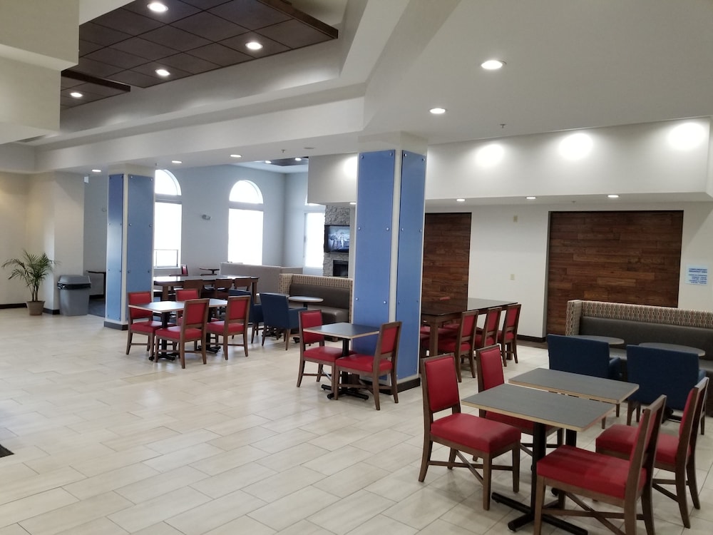 restaurant cafeteria