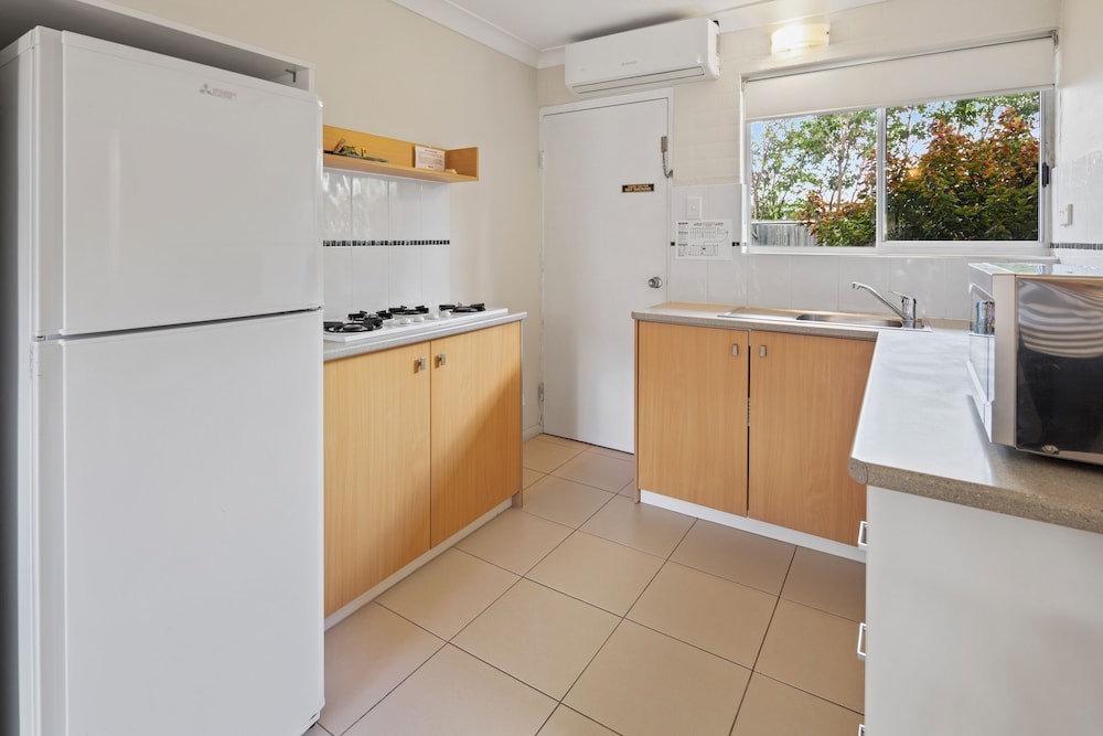 ARLIA SANDS APARTMENTS 8/64