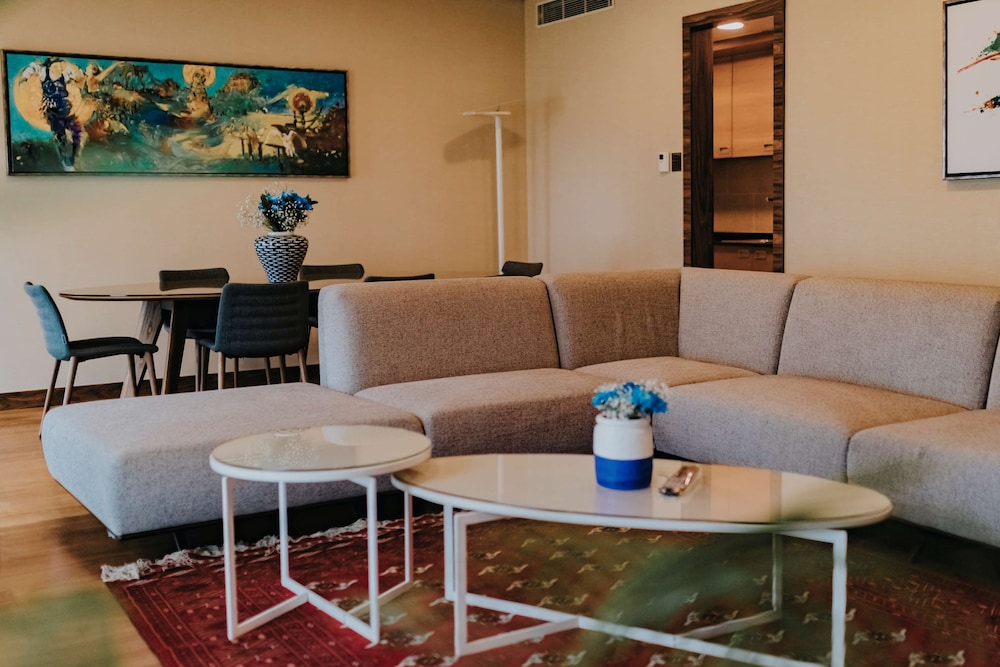 DoubleTree by Hilton Trabzon 53/85
