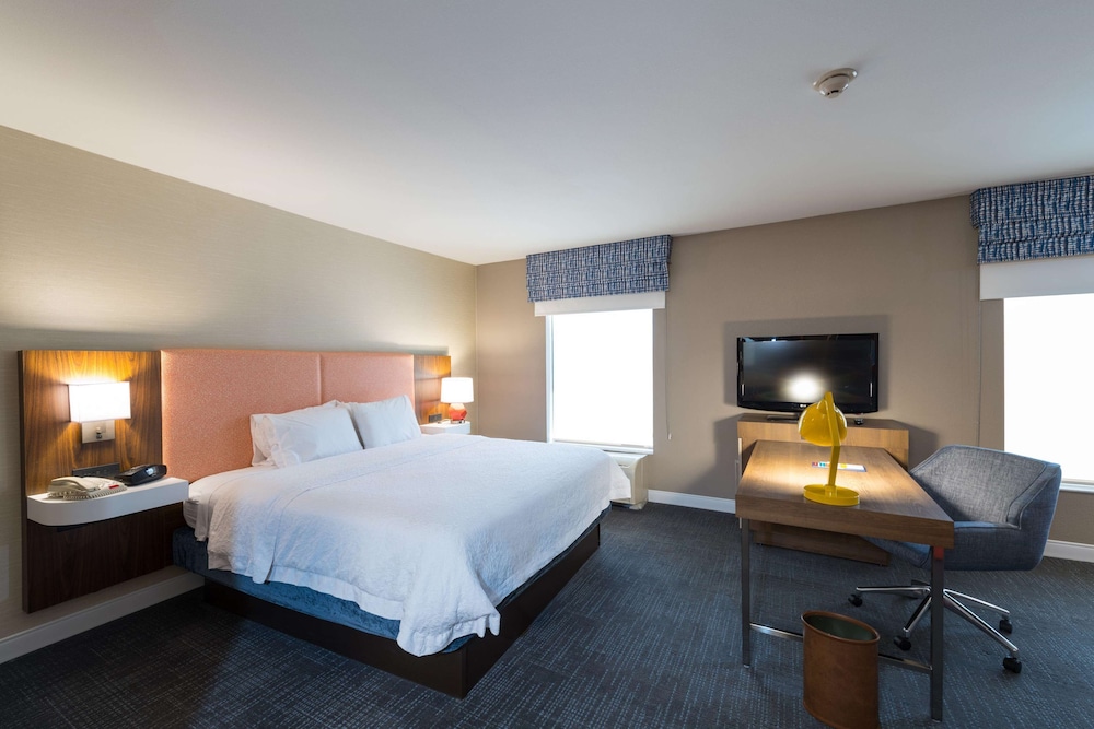 Hampton Inn And Suites Jamestown 12/37