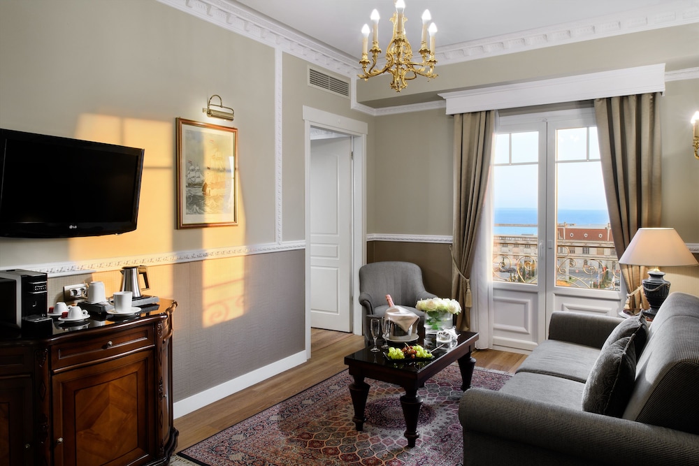 Mediterranean Palace Hotel 28/43