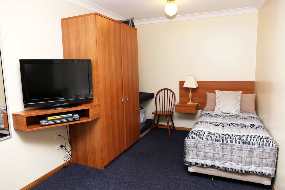Westwood Motor Inn 21/50
