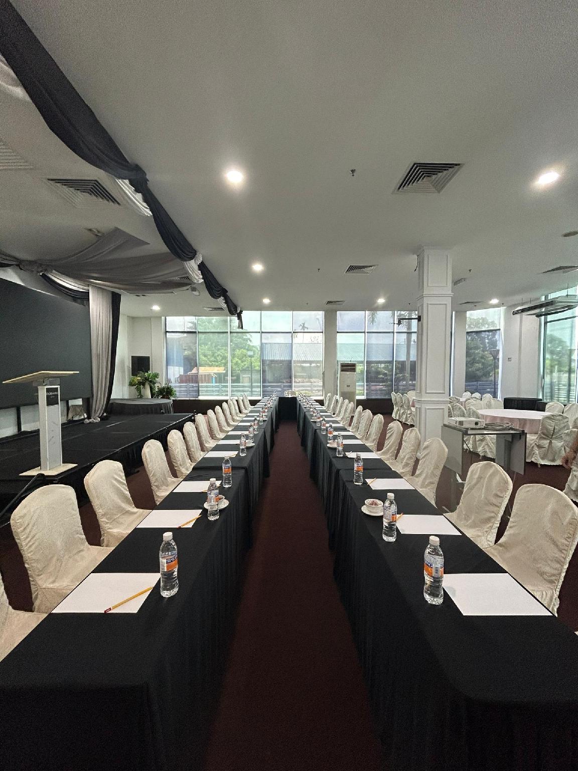 Dormani Hotel Kuching 35/40